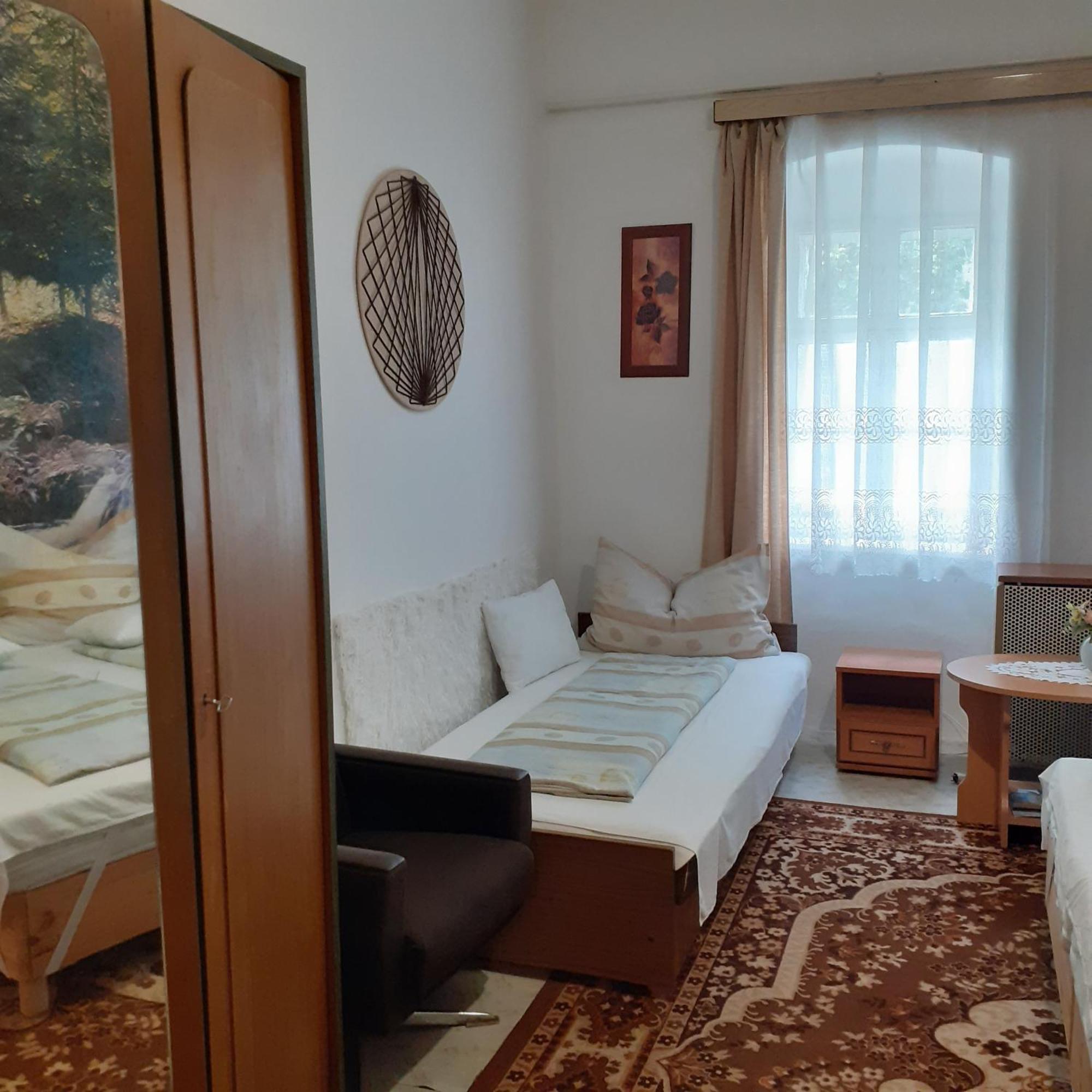 Marika Vendeghaz Apartment Abádszalók Bagian luar foto